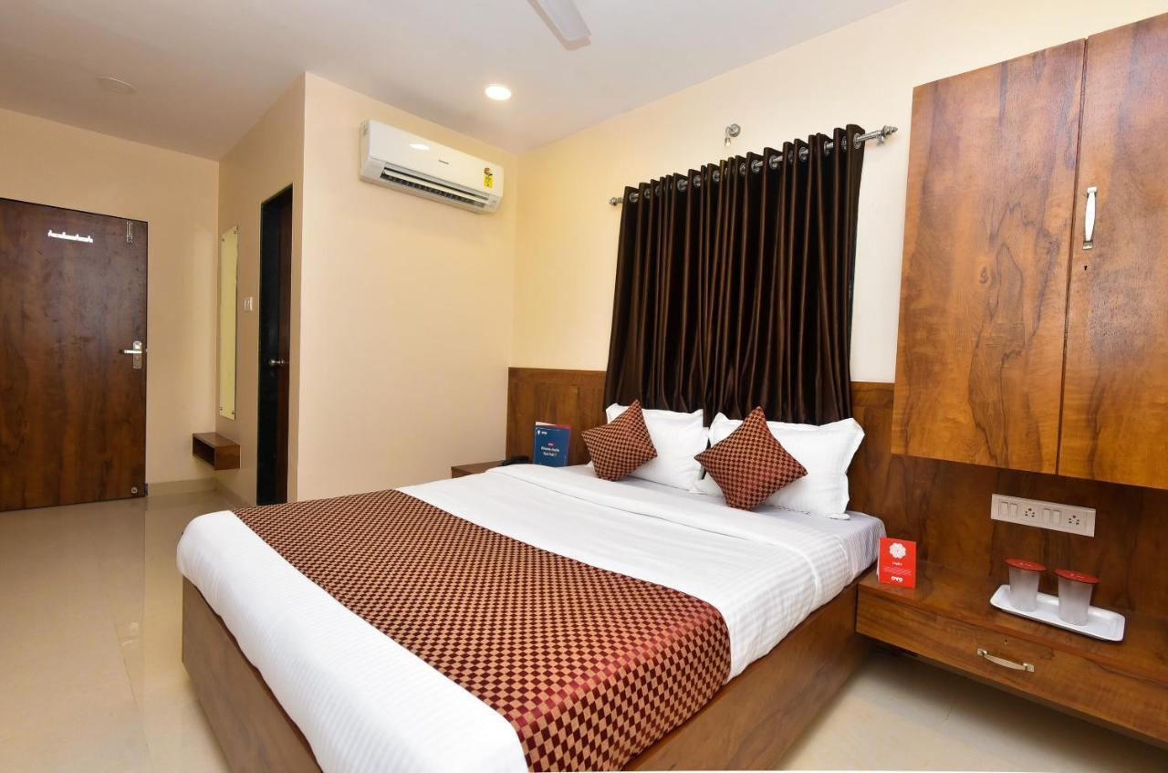 Oyo 8757 Prakash Inn Mumbai Exteriör bild