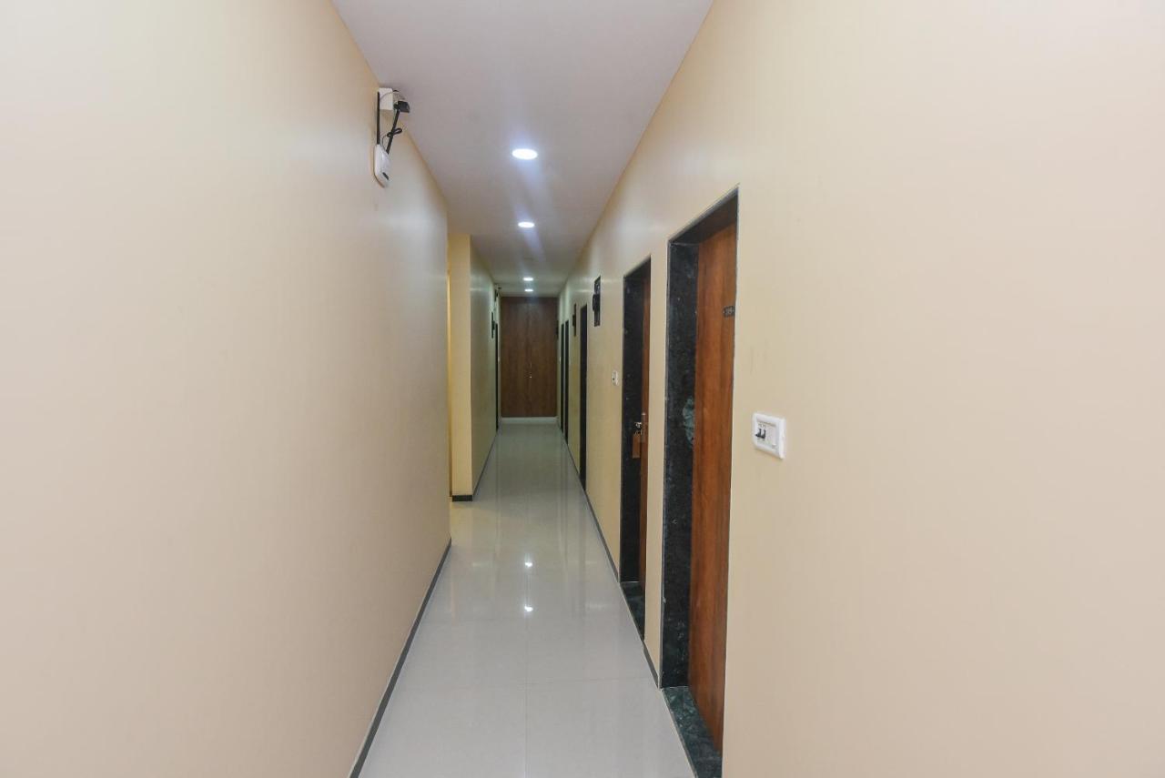 Oyo 8757 Prakash Inn Mumbai Exteriör bild